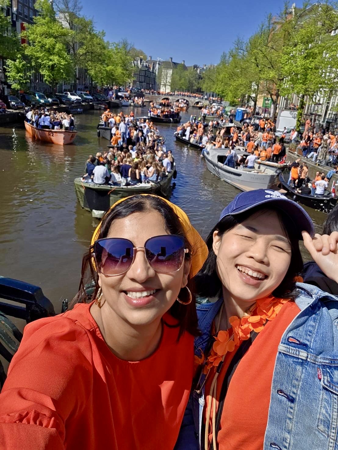 Colors that Connect: 5 Travel Tales from Agoda Employees